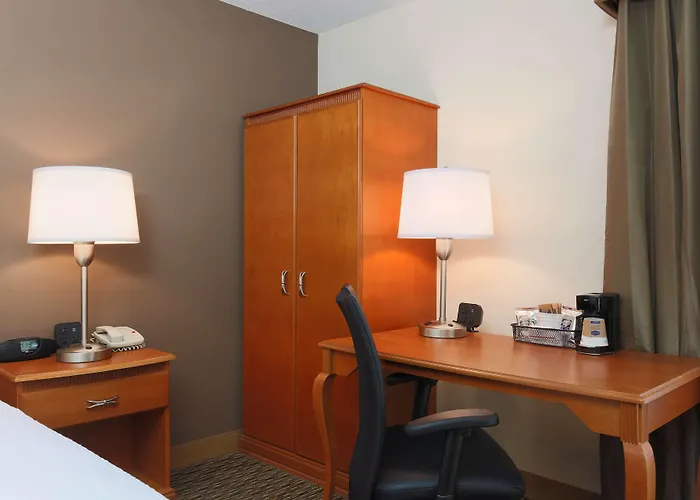 Western Forsyth-decatur Hotel