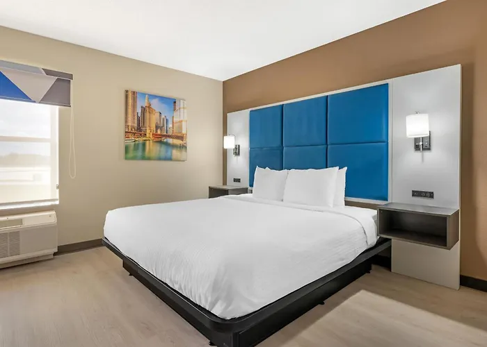 Western Forsyth-decatur Hotel