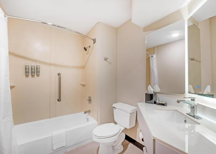 Hotel Western Forsyth-decatur 3*
